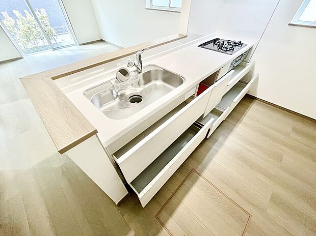 ◆B号棟◆使いやすさを優先したスライド式収納タイプ!