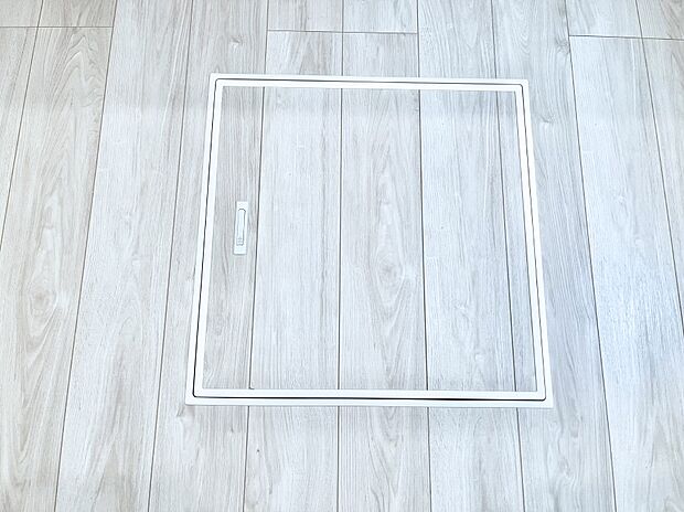 床下収納付き!日用品・非常用品の収納にも大活躍。