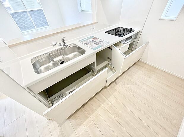 ◆1号棟◆使いやすさを優先したスライド式収納タイプ!