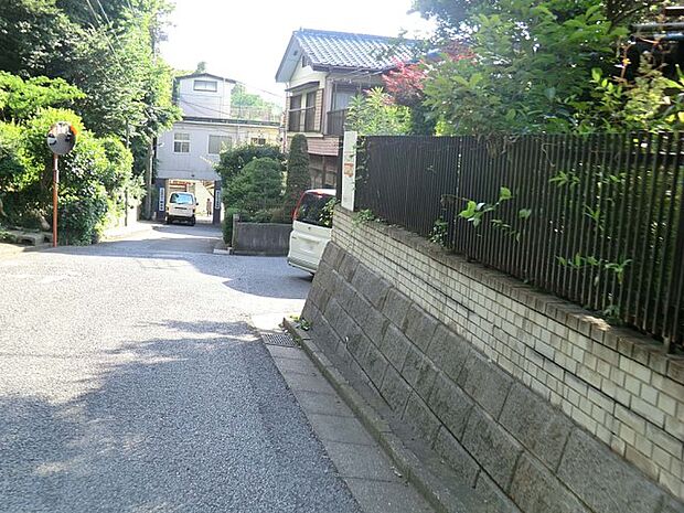 幼稚園・保育園 800m あすなろ保育園