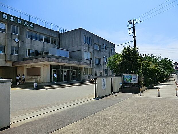 中学校 1700m 習志野市立第六中学校