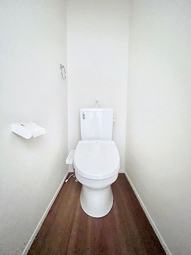 トイレは安心の2箇所!朝のバタバタも一安心です。