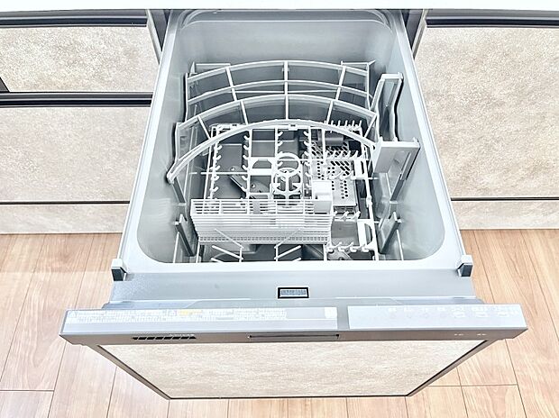 面倒なお片づけは食洗機にお任せ!家事の負担が減って、時間にも気持ちにもゆとりができます。
