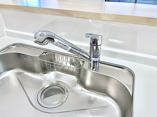 ◆2号棟◆いつでも清潔なおいしいお水を。一つの水栓で水道水と浄水を使い分け。