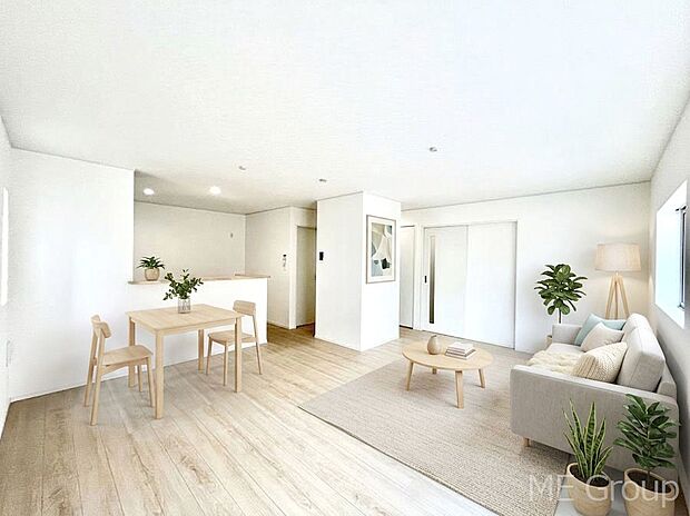 ◆1号棟◆~Living~ 家族の食事や団らんのほか、子どもを遊ばせたり、友人を招いたりするLDKは住まいの中心。長時間過ごす場所だから、その空間は住まい全体の居心地を左右します。※家具はCGです