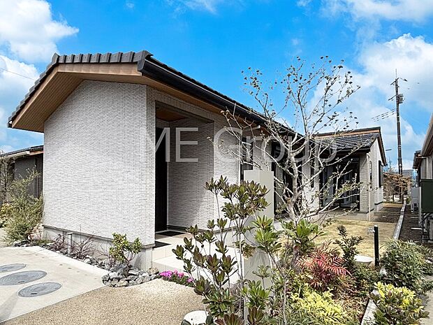 溢れる陽光でご家族の笑顔も輝く