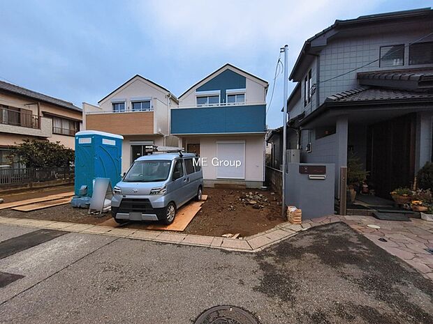 ◆2号棟◆~Exterior~ 閑静な住宅地で子育て家族にピッタリ。毎日のお散歩も快適な緑に恵まれたエリアで、自然に包まれた穏やかな暮らしを実現するための、ゆとりある住環境が整っています。