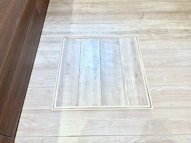 ◆2号棟◆床下収納付き!日用品・非常用品の収納にも大活躍。