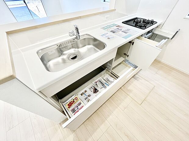 ◆6号棟◆使いやすさを優先したスライド式収納タイプ!