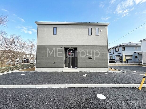 溢れる陽光でご家族の笑顔も輝く