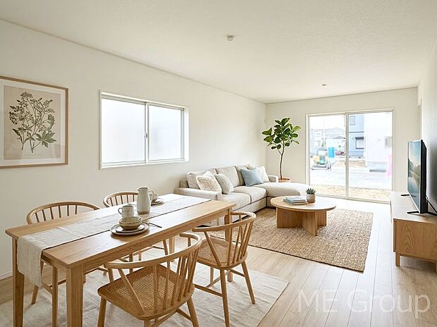 ご家族の賑やかな話し声で包まれる明るいリビング ※家具はCGです