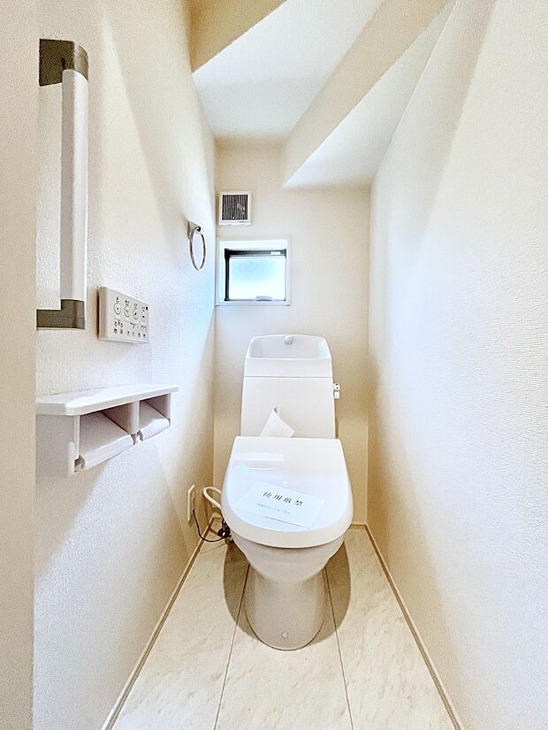 トイレは1階と2階それぞれに配置されていてとても便利です。