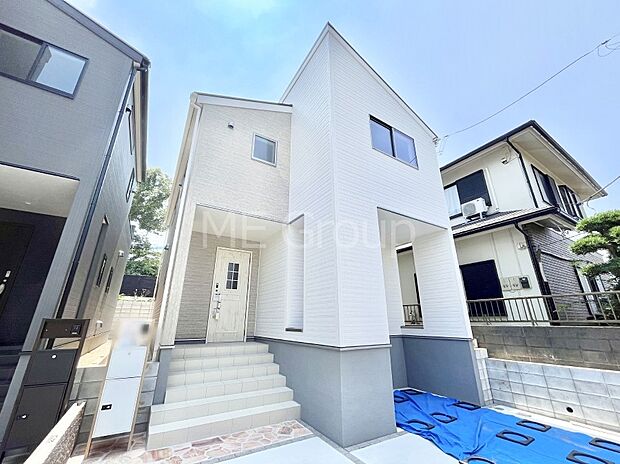 たっぷりの陽光と心地よい風が舞い込む住まい