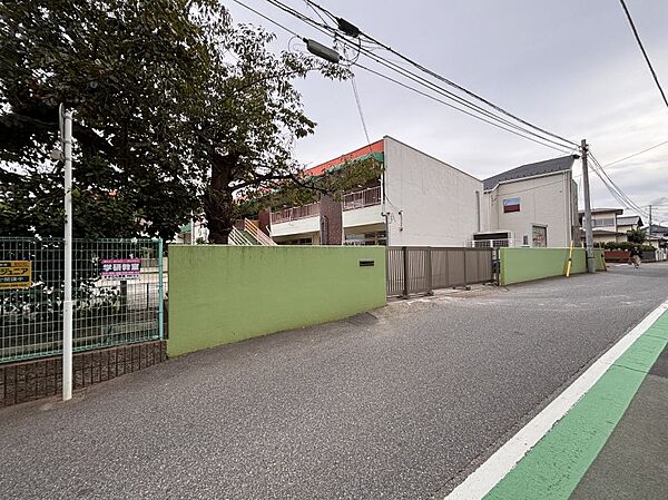 幼稚園・保育園 1100m すずらん幼稚園