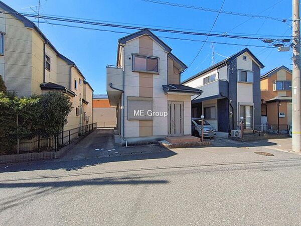 ～Exterior～　一戸建ての大きなメリットは、自分達の「土地」を「自由に」使える事です。ガーデニングやＤＩＹ，車やバイクの趣味など様々な用途で利用できます。