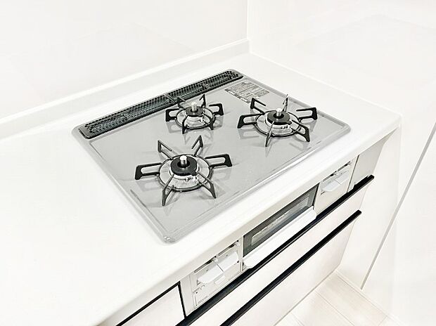 三口ガスコンロでお料理が一気にはかどりそう。  