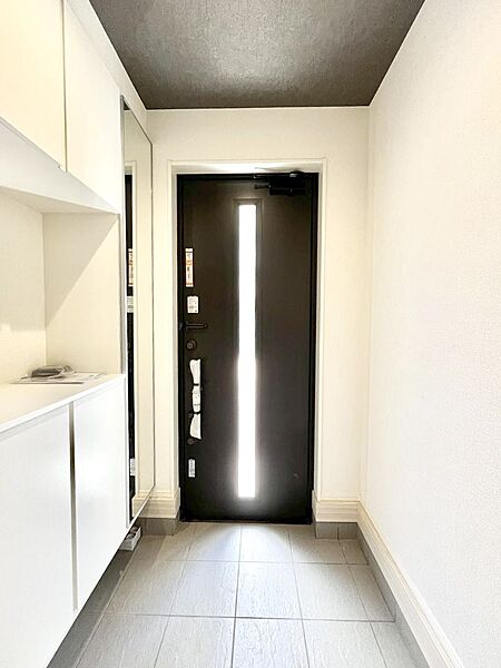 家族の帰宅やお客様をあたたかく迎える玄関