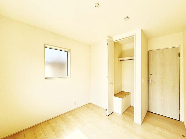 収納が充実しているので居住スペースを広々使えます