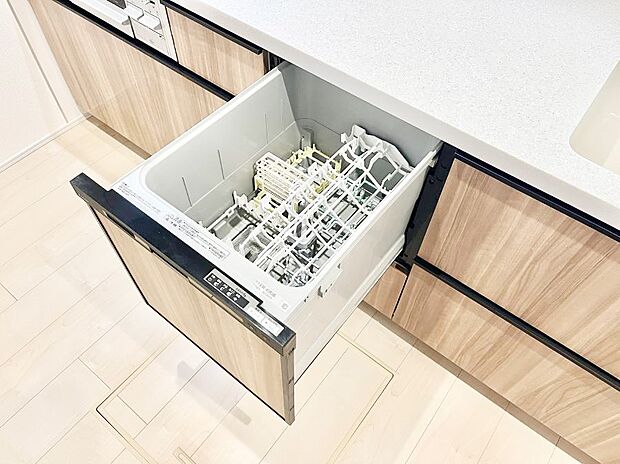 面倒なお片づけは食洗機にお任せ!家事の負担が減って、時間にも気持ちにもゆとりができます。