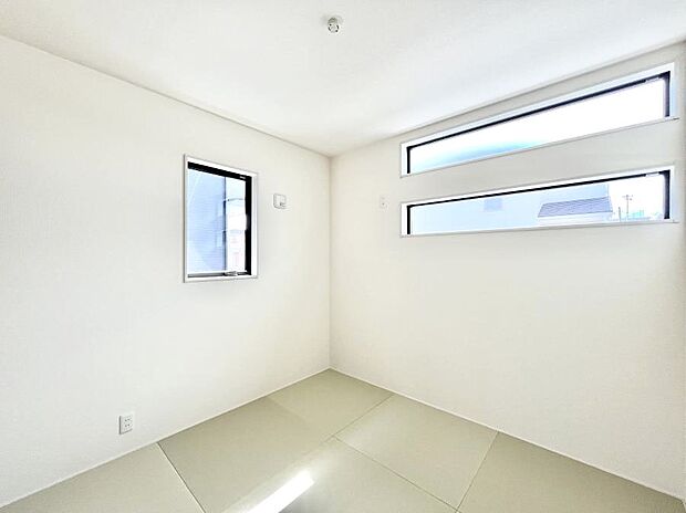 柔らかい畳の空間は、お子様の遊び場や来客時のおもてなしの場所として重宝します。