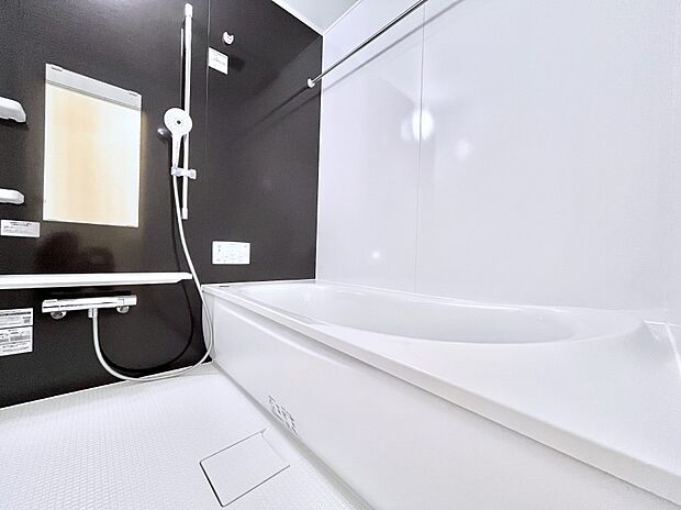 一日の疲れを癒やす大切なバスタイム。ゆっくりとお風呂を楽しんで疲れをとりたいですね!