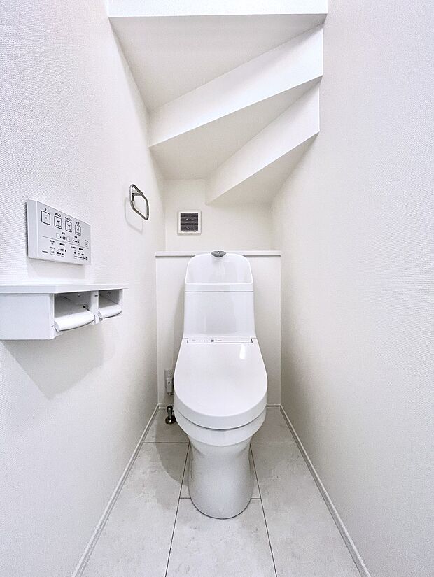 トイレは1階と2階それぞれに配置されていてとても便利です。