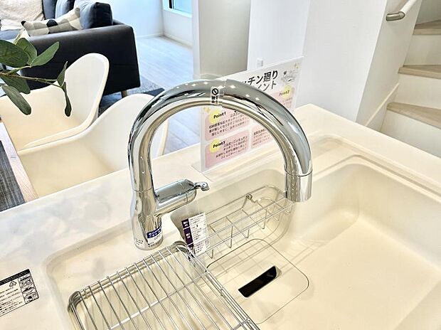 浄水器一体型のキッチンで洗い物用・料理用と切り替え簡単!