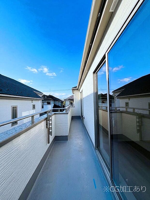 ◆A号棟◆~Balcony~ バルコニーは温かい陽がさしこみ、お布団や洗濯物を気持ちよく干すことができます。使いやすく開放的なバルコニーです♪陽ざしがたっぷり降り注ぐ、バルコニー付き住まい。