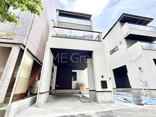 たっぷりの陽光と心地よい風が舞い込む住まい