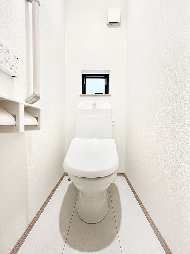 トイレは安心の2箇所!朝のバタバタも一安心です。