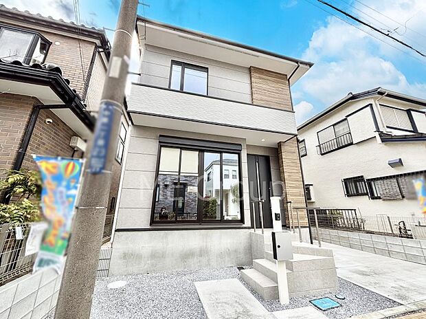 ~Exterior~ 閑静な住宅地で子育て家族にピッタリ。 毎日のお散歩も快適な緑に恵まれたエリアで、自然に包まれた穏やかな暮らしを実現するための、ゆとりある住環境が整っています。
