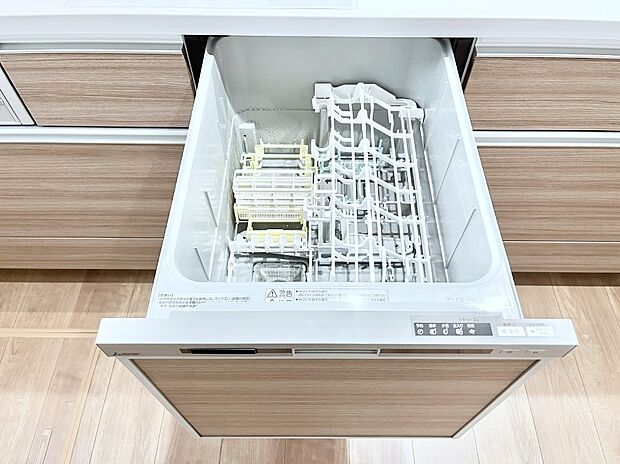 面倒なお片づけは食洗機にお任せ!家事の負担が減って、時間にも気持ちにもゆとりができます。