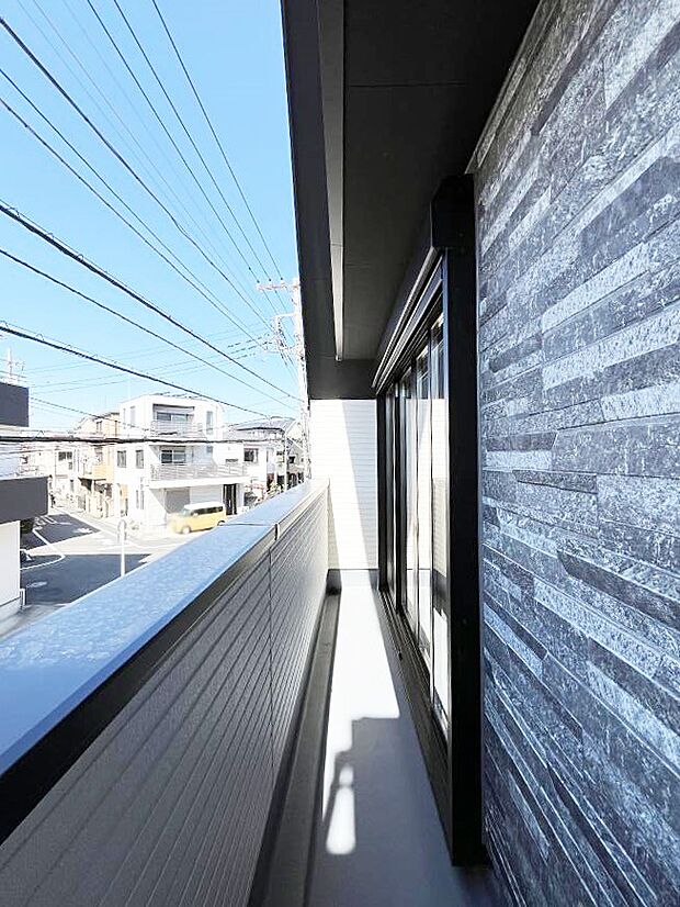 風通しの良いバルコニー