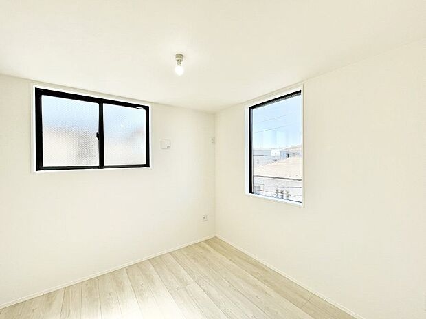 爽やかな日差しがお部屋全体を優しく包み込んでくれます
