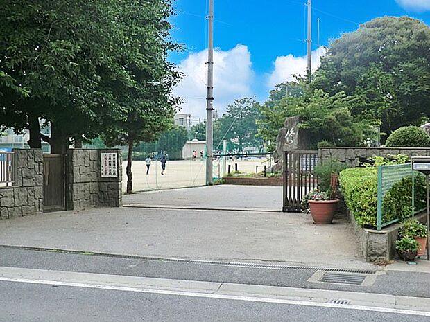小学校 1300m 船橋市立法典小学校