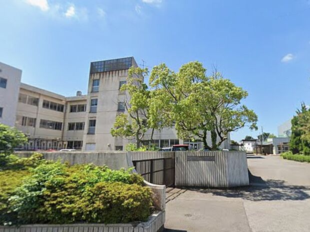 中学校 110m 八千代市立東高津中学校