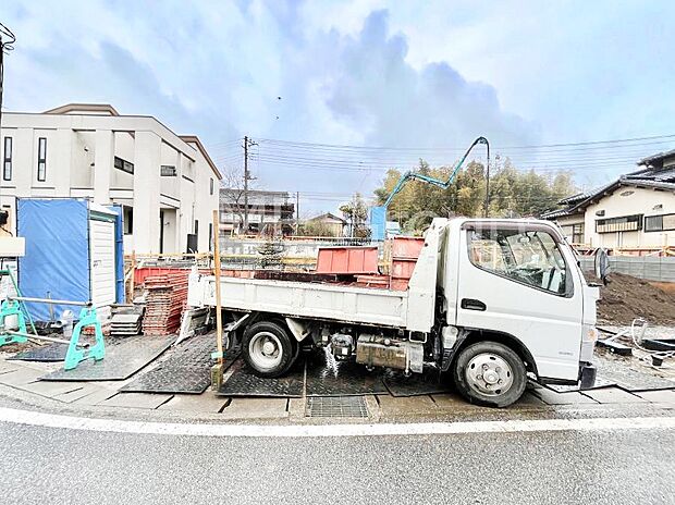 ◆C号棟◆~Exterior~ 緑に恵まれた閑静な住宅地は、伸びやかなスローライフを叶えてくれます。季節の移ろいを身近に感じられる環境で子育てすれば、お子様もきっと素直に成長してくれるはずです!