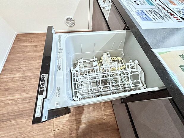 面倒なお片づけは食洗機にお任せ!家事の負担が減って、時間にも気持ちにもゆとりができます。