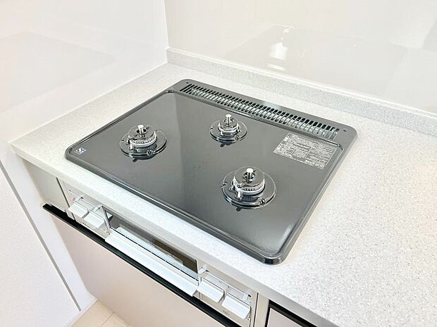 三口ガスコンロでお料理が一気にはかどりそう  　