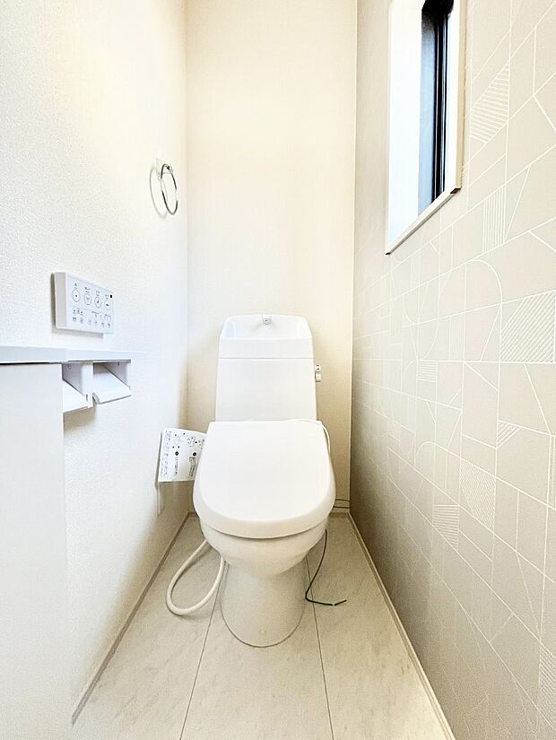 トイレは1階と2階それぞれに配置されていてとても便利です。 