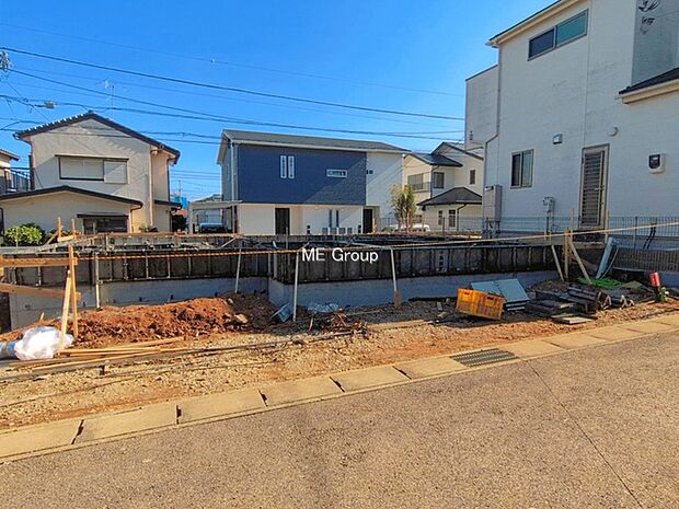 ~Exterior~ 閑静な住宅地で子育て家族にピッタリ。毎日のお散歩も快適な緑に恵まれたエリアで、自然に包まれた穏やかな暮らしを実現するための、ゆとりある住環境が整っています。