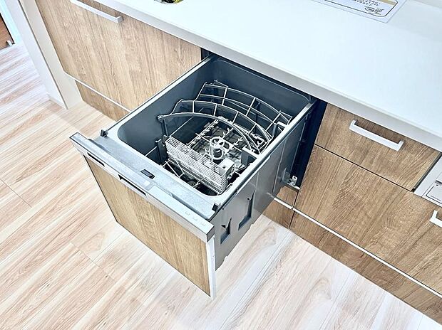 面倒なお片づけは食洗機にお任せ!家事の負担が減って、時間にも気持ちにもゆとりができます。