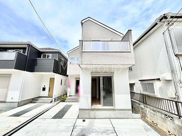～Exterior～　東武野田線「鎌ヶ谷」駅徒歩10分！駅近の利便性と豊かな自然を享受する住環境のもと、彩り豊かな快適な暮らしは家族を笑顔にしてくれそうです。周辺環境もあわせてご案内させて頂きます。