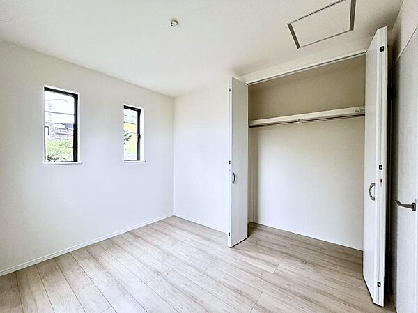 収納が充実しているので居住スペースを広々使えます