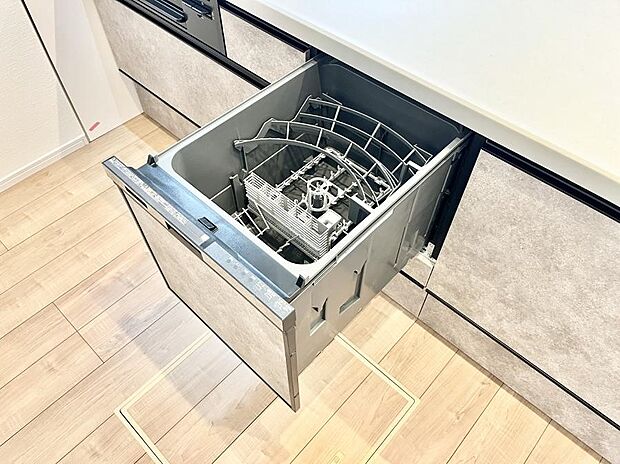 ◆2号棟◆面倒なお片づけは食洗機にお任せ!家事の負担が減って、時間にも気持ちにもゆとりができます。