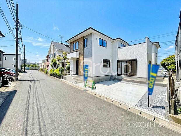 ~Exterior~ 前面道路は閑静な住宅地をはしる車通りの少ない道路。駐車の出し入れもらくらくです!ご不明点・現地見学のご希望は、お気軽にお問い合わせください!