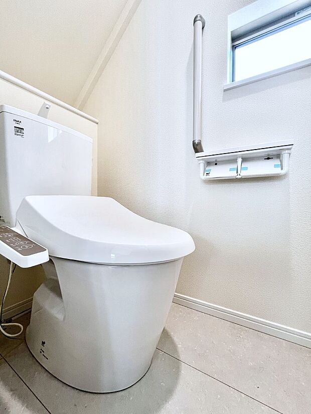 トイレは1階と2階それぞれに配置されていてとても便利です。
