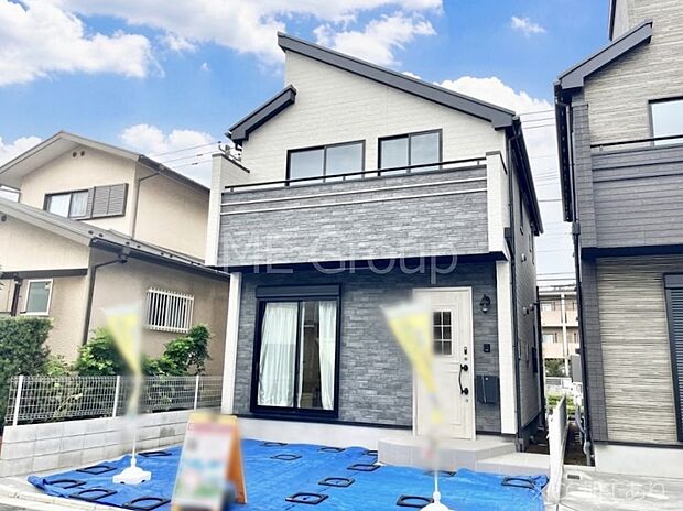~Exterior~ 一戸建ての大きなメリットは、自分達の「土地」を「自由に」使える事です。ガーデニングやDIY,車やバイクの趣味など様々な用途で利用できます。