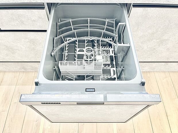 面倒なお片づけは食洗機にお任せ!家事の負担が減って、時間にも気持ちにもゆとりができます。