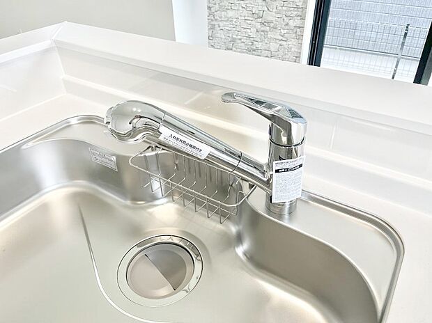 ◆A号棟◆いつでも清潔なおいしいお水を。一つの水栓で水道水と浄水を使い分け。